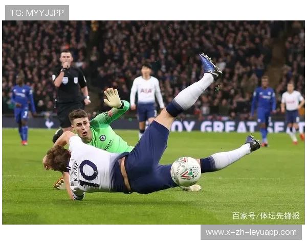 凯恩门前捅射命中，拜仁开场气势如虹