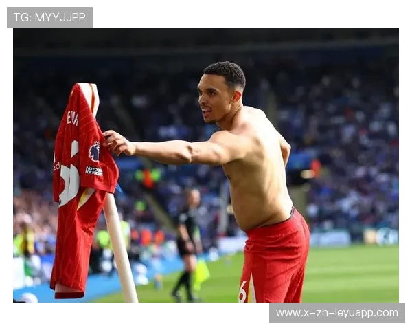 利物浦阿诺德任意球侧旋坠落极具威胁：从球场到日常的训练启示