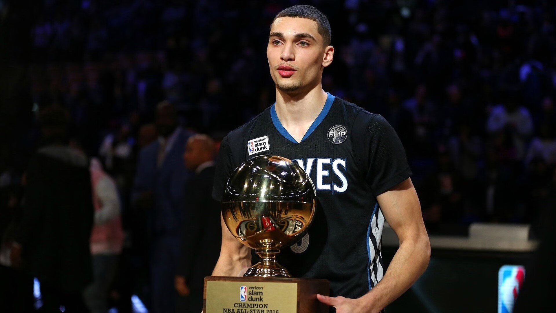 小学生“快乐晨跑”行动取代“站军姿”晨会